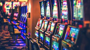 Tampilan layar Shio Game di hanomantoto menampilkan gulungan slot dengan simbol zodiak dan panel taruhan